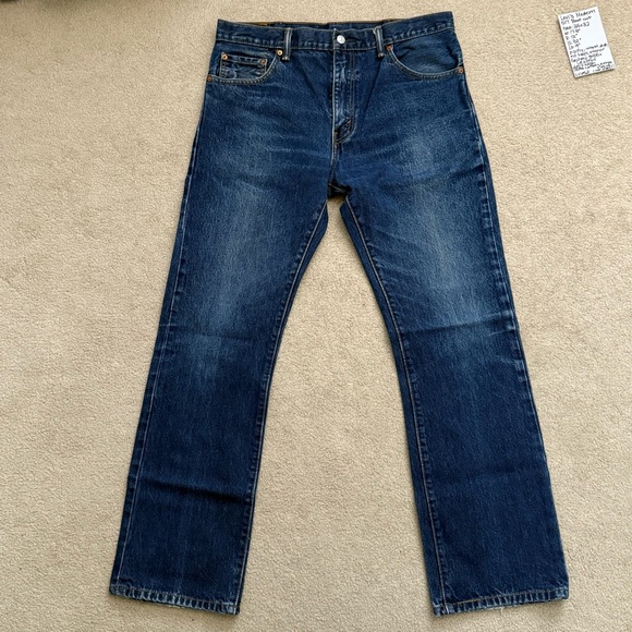 Levi’s Modern 517 Bootcut Rigid Dark Wash Jeans / Lesotho - Picture 4 of 8
